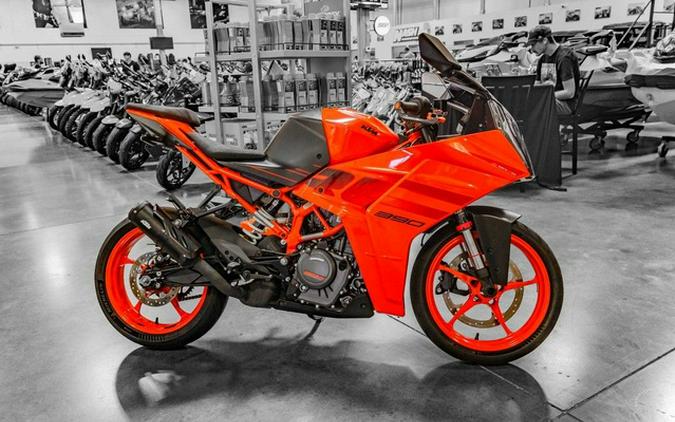 2024 KTM RC 390