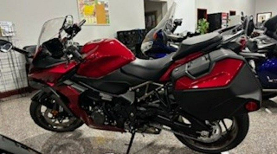 2024 Suzuki GSX-S1000GT Plus