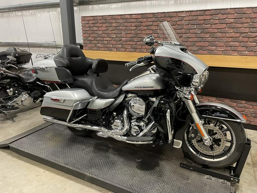 2015 Harley-Davidson® FLHTKL - Ultra Limited Low