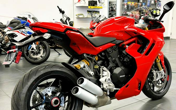 2024 Ducati Supersport 950 S - Red