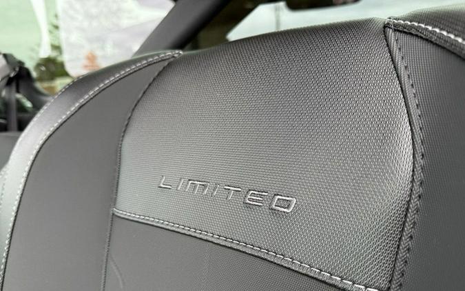 2026 Can-Am Defender Limited HD11