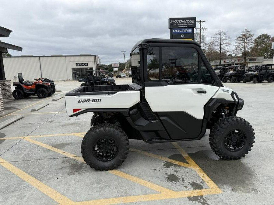 2026 Can-Am® Defender Limited HD11