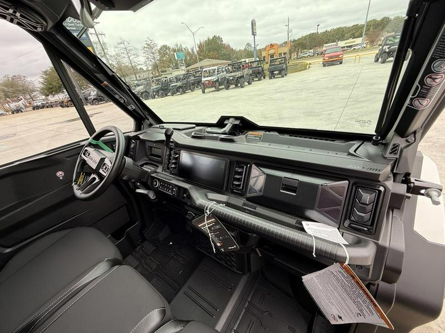 2026 Can-Am® Defender Limited HD11