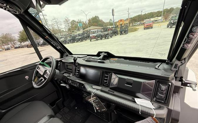 2026 Can-Am® Defender Limited HD11