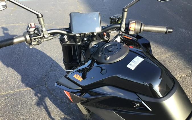 2027 KTM 790 DUKE