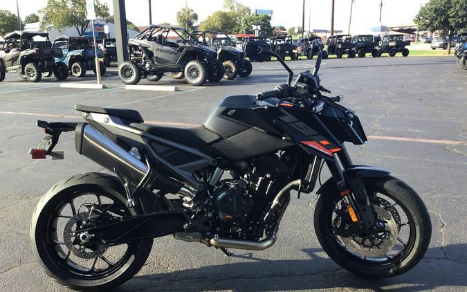 2027 KTM 790 DUKE