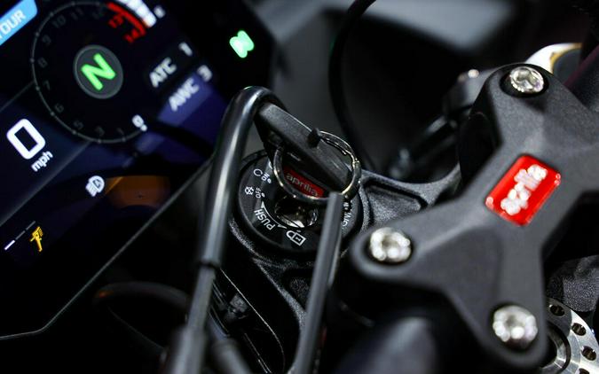 2027 APRILIA Tuono V4 Factory