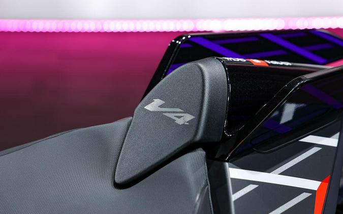2027 APRILIA Tuono V4 Factory