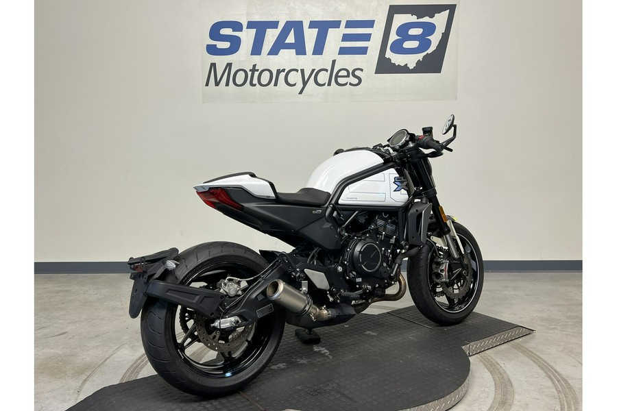 2022 CFMOTO 700CL-X