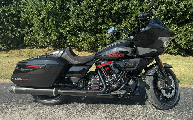 2024 Harley-Davidson CVO Road Glide ST Review [13 Fast Facts]