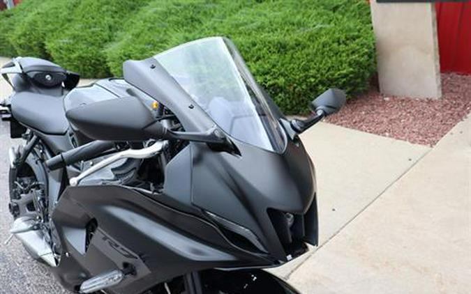 2025 Yamaha YZF-R7