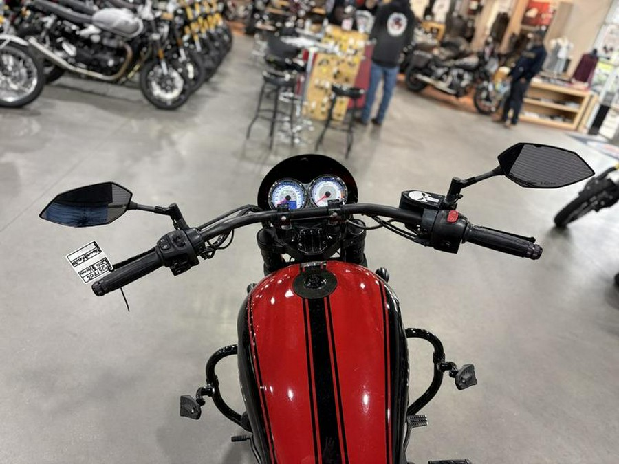 2016 Victory Motorcycles® Hammer® S Black w/Red Racing Stripes