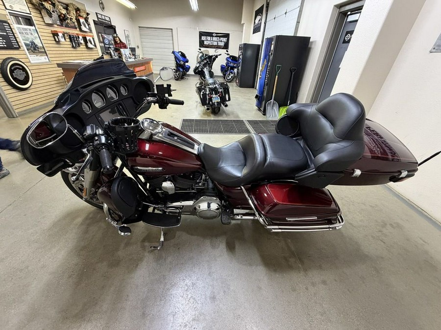 2016 Harley-Davidson® FLHTCU - Electra Glide® Ultra Classic®