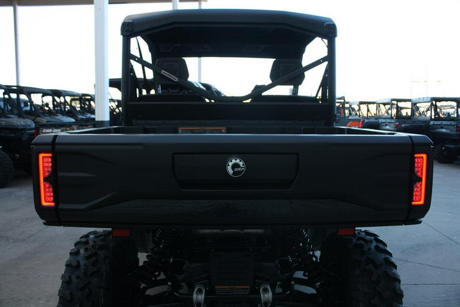 2026 Can-Am® Defender XT HD11 With 10.25 in.display