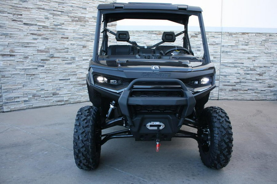 2026 Can-Am® Defender XT HD11 With 10.25 in.display