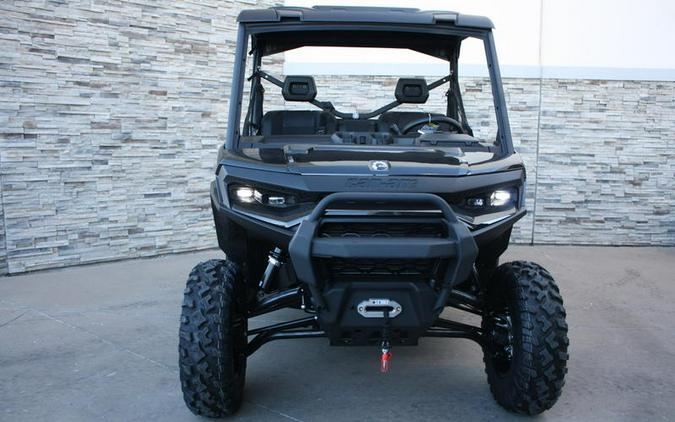 2026 Can-Am® Defender XT HD11 With 10.25 in.display