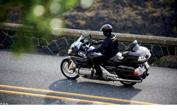 2010 Honda Gold Wing® Airbag
