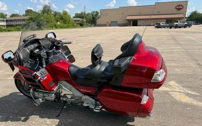 2010 Honda Gold Wing® Airbag