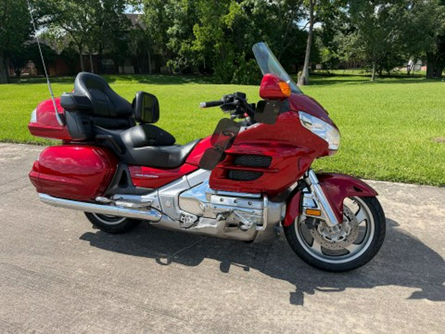 2010 Honda Gold Wing® Airbag