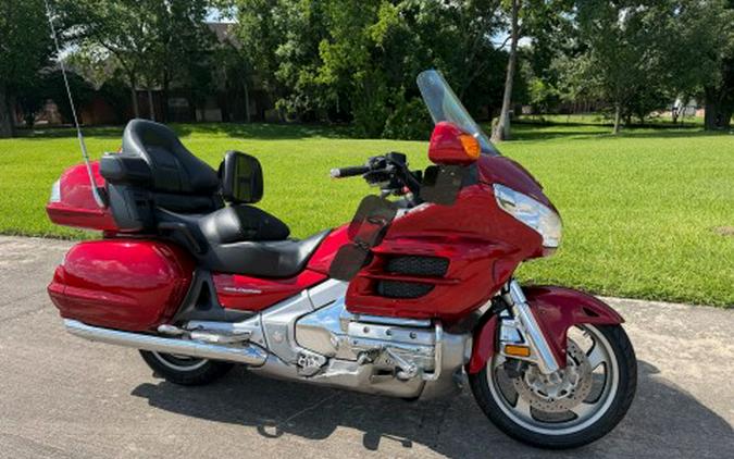 2010 Honda Gold Wing® Airbag