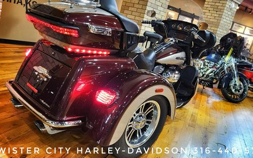 USED 2018 Harley-Davidson® Tri Glide® Ultra, FLHTCUTG