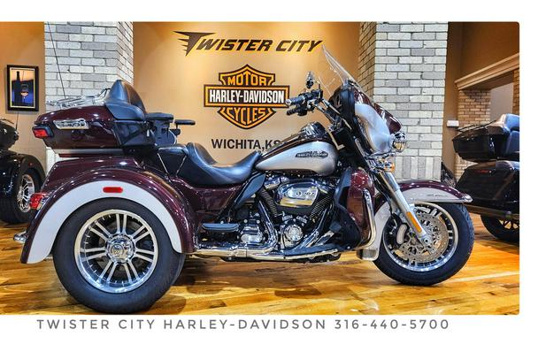 USED 2018 Harley-Davidson® Tri Glide® Ultra, FLHTCUTG