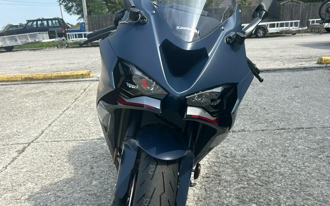 2027 Kawasaki Ninja® ZX™-6R