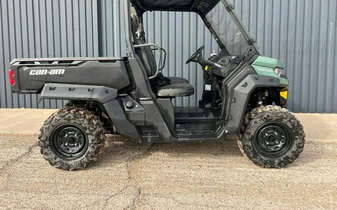 2025 Can-Am Defender HD7