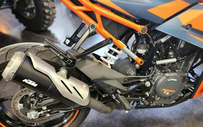 2023 KTM RC 390