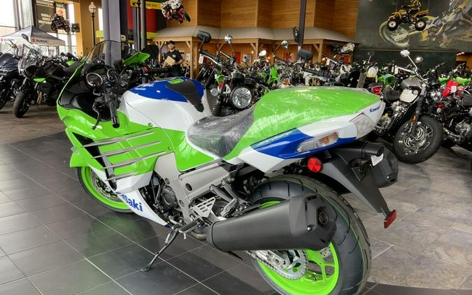 2024 Kawasaki Ninja® ZX™-14R 40th Anniversary Edition ABS