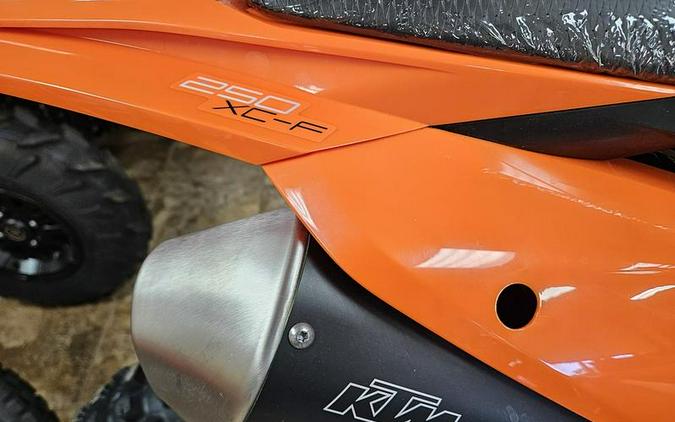 2025 KTM 250 XC-F