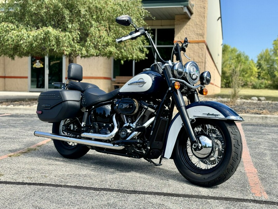 2019 Harley-Davidson Heritage Classic 114 Billiard Blue/Billiard White