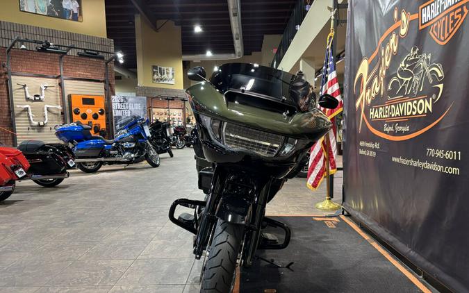 2026 Harley-Davidson® Road Glide® Olive Steel Metallic / Vivid Black Black Trim