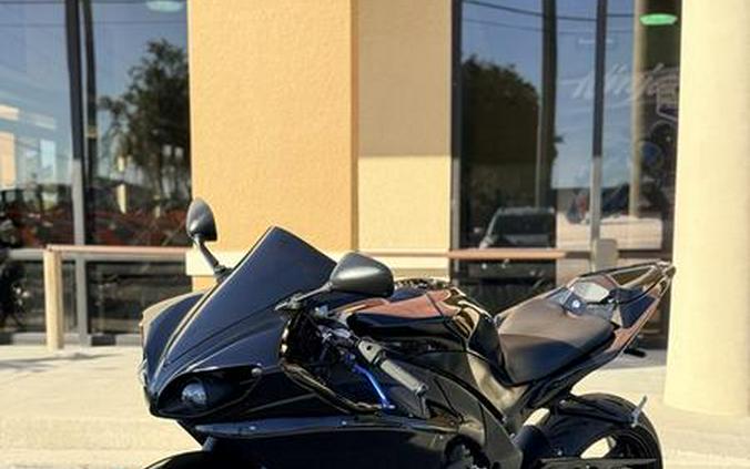 2011 Yamaha YZF-R1