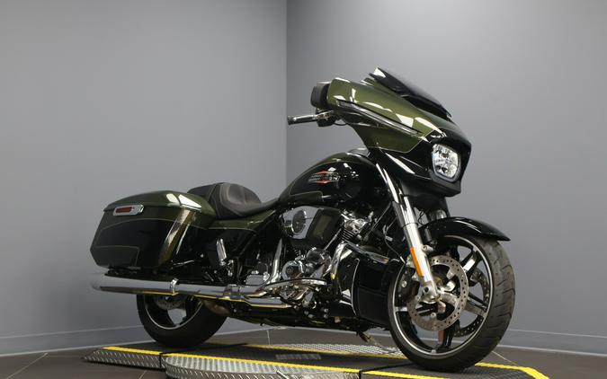 2026 Harley-Davidson Street Glide FLHX
