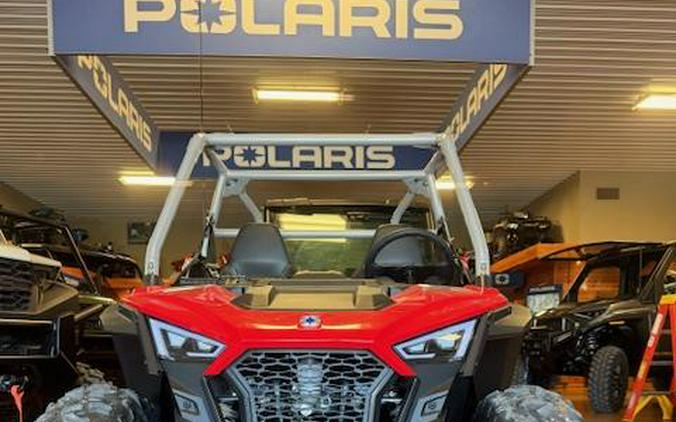 2026 Polaris RZR® 200 EFI-Indy Red