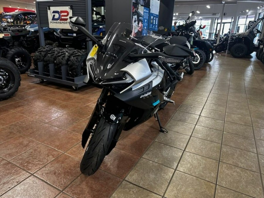 2026 CFMOTO 675SS