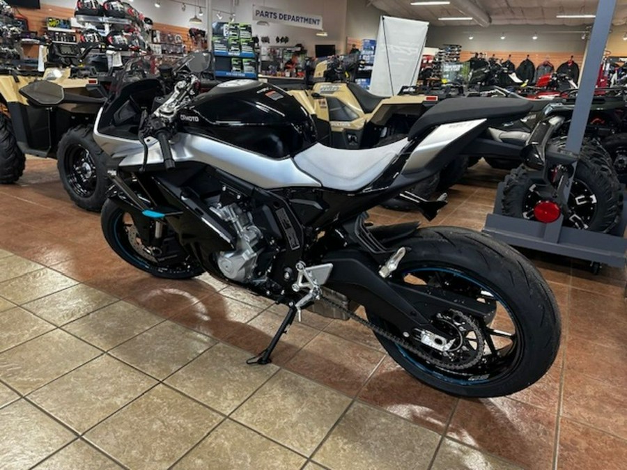 2026 CFMOTO 675SS