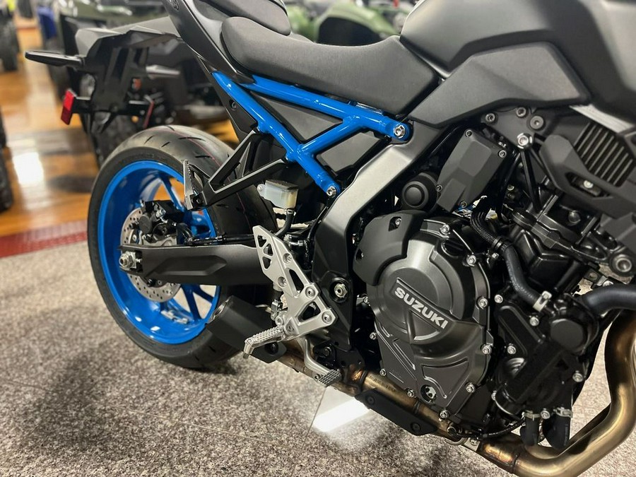 2024 Suzuki GSX-8S