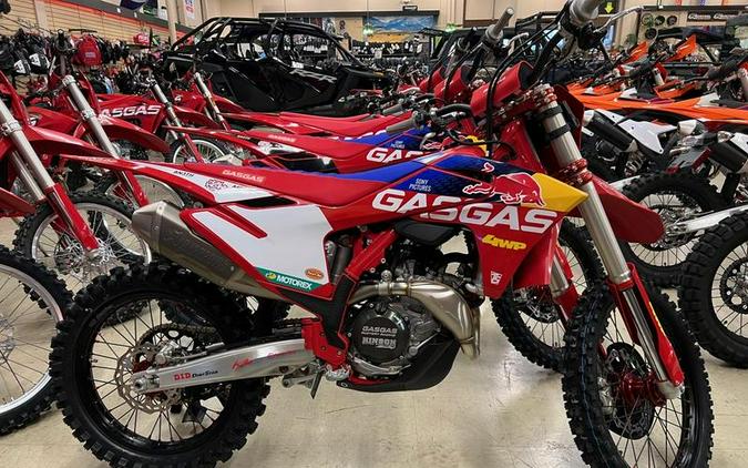 2024 GasGas MC 450F and 250F Factory Editions First Look