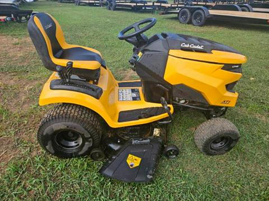 Cub Cadet LT 1046