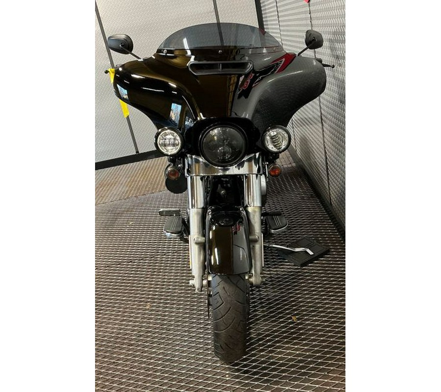 2014 Harley-Davidson Street Glide Base