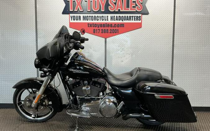 2014 Harley-Davidson Street Glide Base