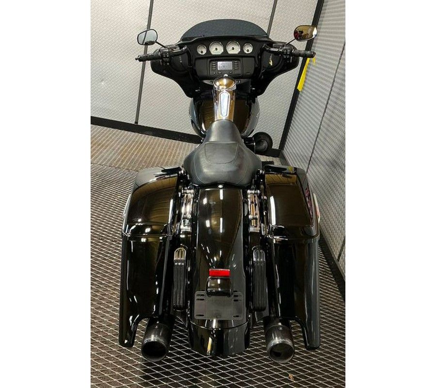 2014 Harley-Davidson Street Glide Base