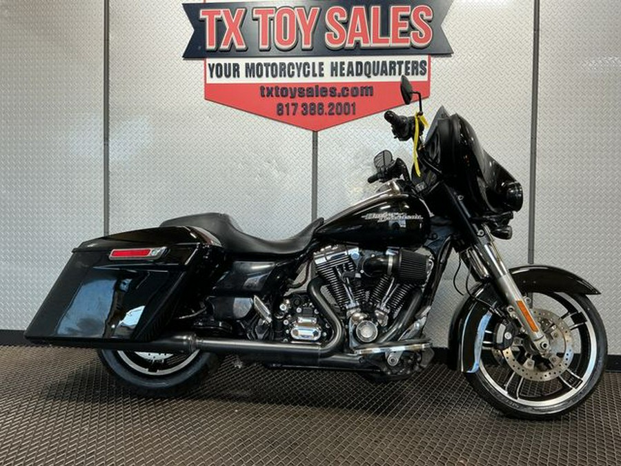 2014 Harley-Davidson Street Glide Base