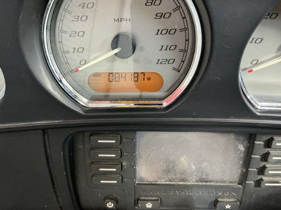 2014 Harley-Davidson Street Glide Base