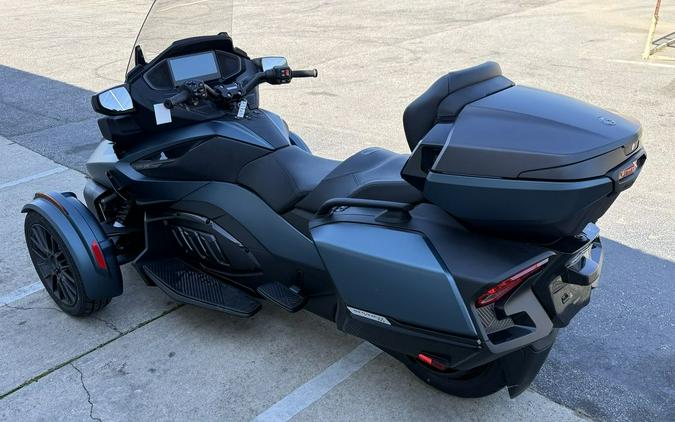 2026 Can-Am® Spyder RT Limited Platine