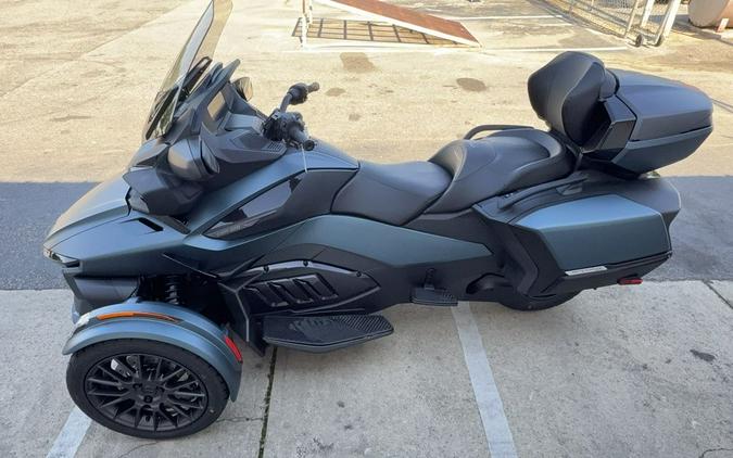 2026 Can-Am® Spyder RT Limited Platine