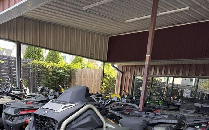 2027 Can-Am® Outlander X mr 1000R Loft Green Satin