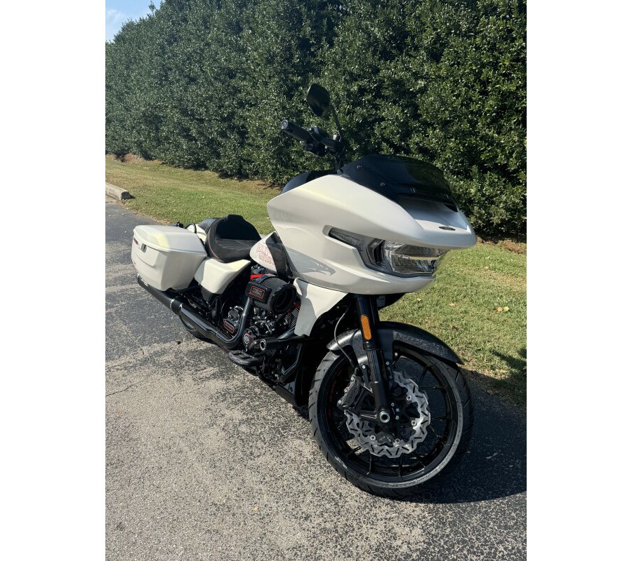 FLTRXSTSE 2024 CVO™ Road Glide® ST